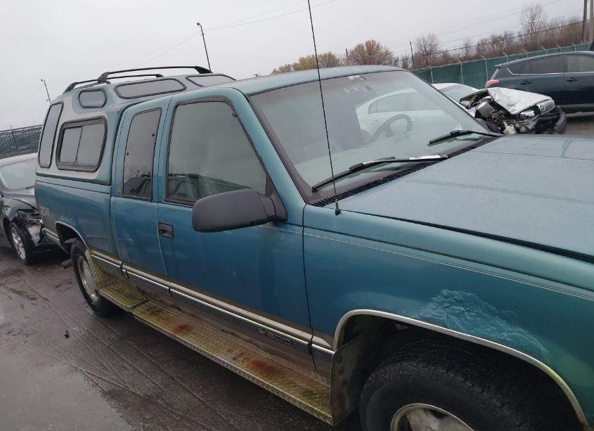 Photo 13 of 1998 Chevrolet Gmt-400 K1500 (VIN 2GCEK19R0W1134477)