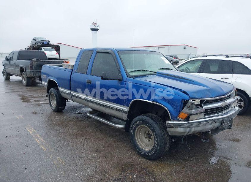 1997 Chevrolet K1500 FLEETSIDE (VIN 2GCEK19R1V1238930) main photo