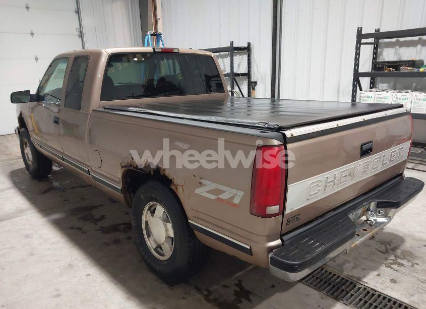 Photo 3 of 1997 Chevrolet K1500 FLEETSIDE (VIN 2GCEK19R2V1241772)