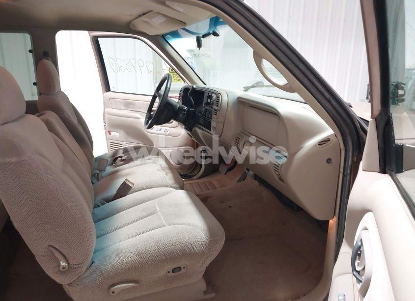 Photo 5 of 1997 Chevrolet K1500 FLEETSIDE (VIN 2GCEK19R2V1241772)