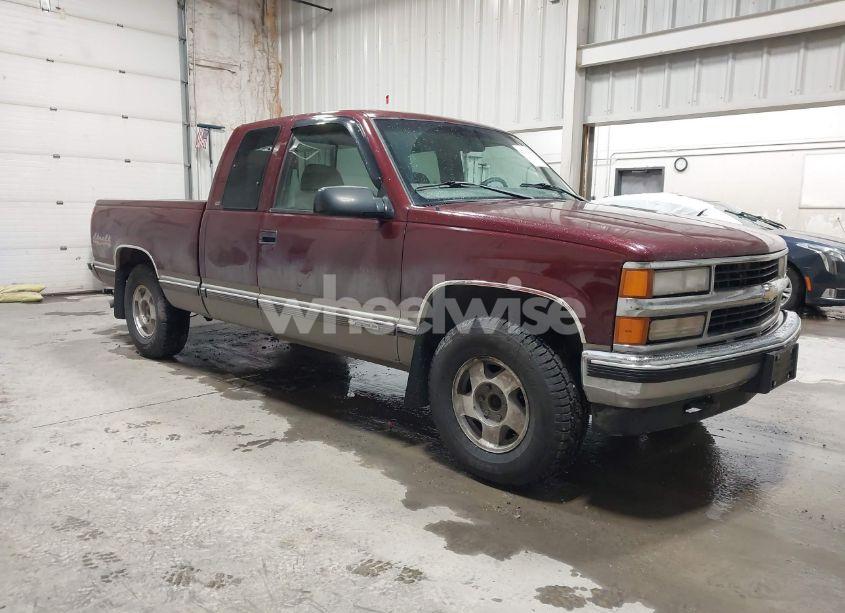 1998 Chevrolet K1500 FLEETSIDE (VIN 2GCEK19R2W1141690) main photo