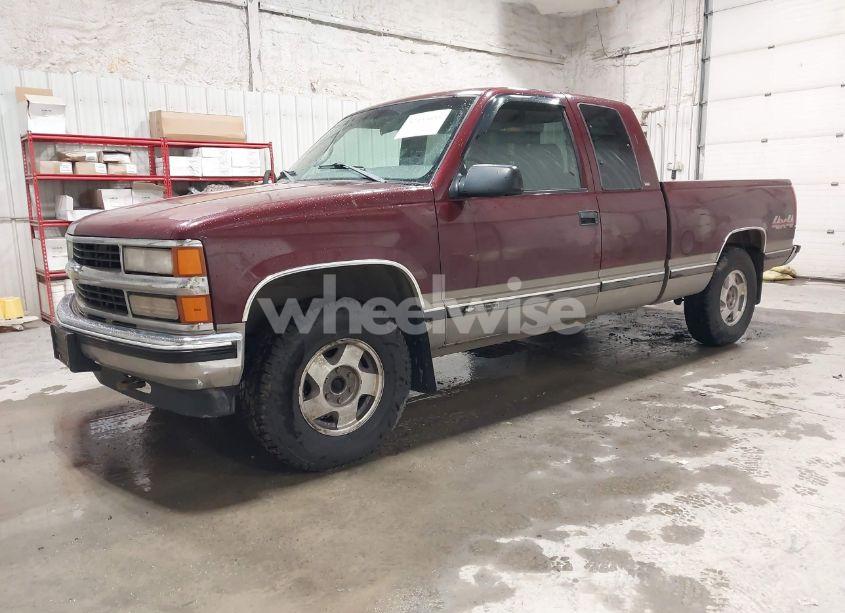Photo 2 of 1998 Chevrolet K1500 FLEETSIDE (VIN 2GCEK19R2W1141690)