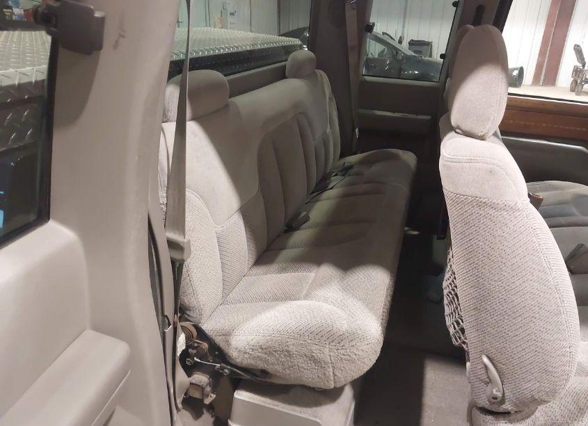 Photo 8 of 1996 Chevrolet Gmt-400 K1500 (VIN 2GCEK19R3T1236125)