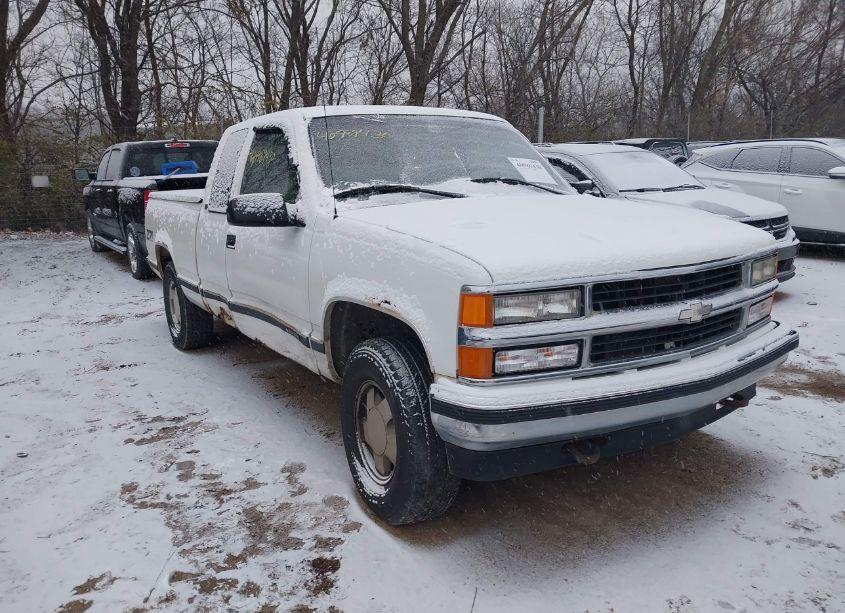 1996 Chevrolet Gmt-400 K1500 (VIN 2GCEK19R4T1157885) main photo