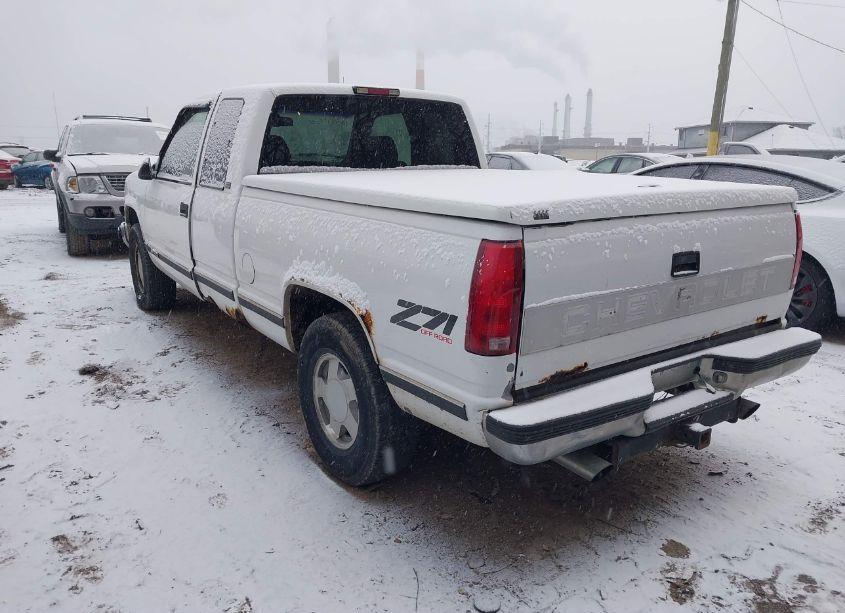 Photo 3 of 1996 Chevrolet Gmt-400 K1500 (VIN 2GCEK19R4T1157885)