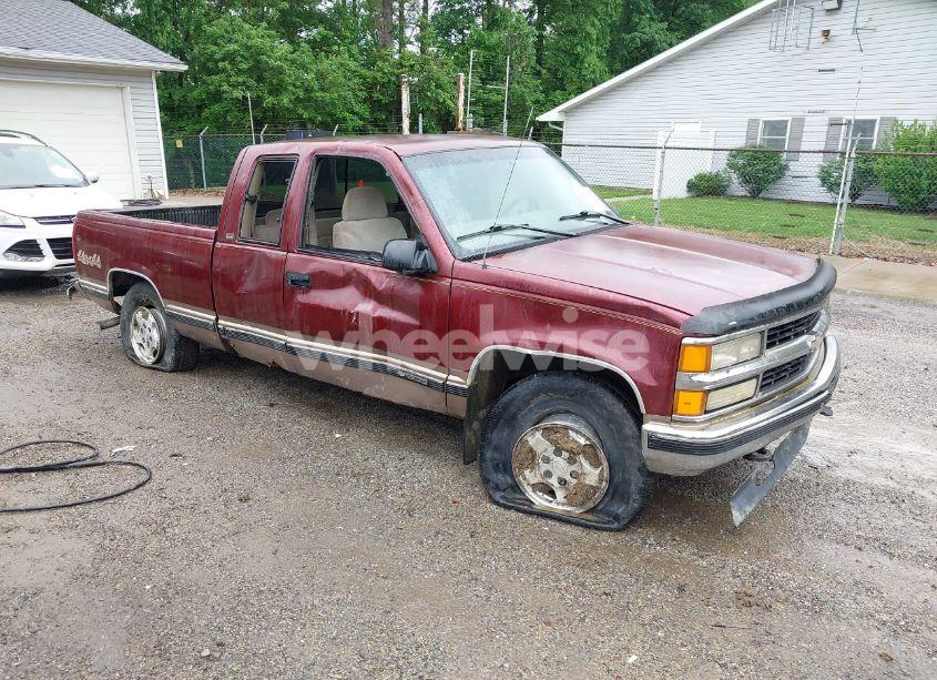 1997 Chevrolet K1500 FLEETSIDE (VIN 2GCEK19R4V1126610) main photo