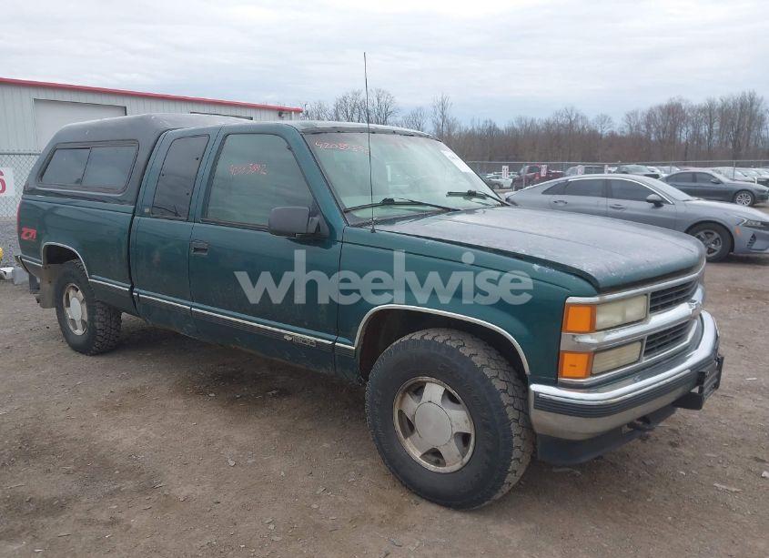 1998 Chevrolet K1500 FLEETSIDE (VIN 2GCEK19R4W1168700) main photo