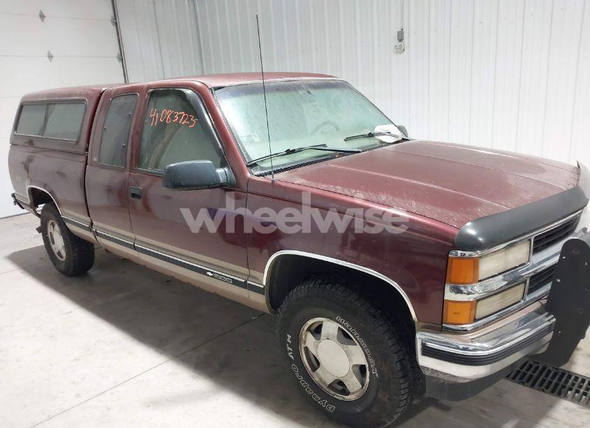 1998 Chevrolet K1500 FLEETSIDE (VIN 2GCEK19R4W1264116) main photo