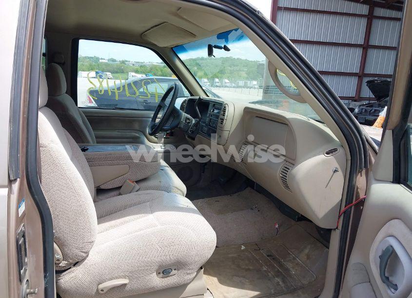 Photo 5 of 1997 Chevrolet K1500 FLEETSIDE (VIN 2GCEK19R5V1153864)