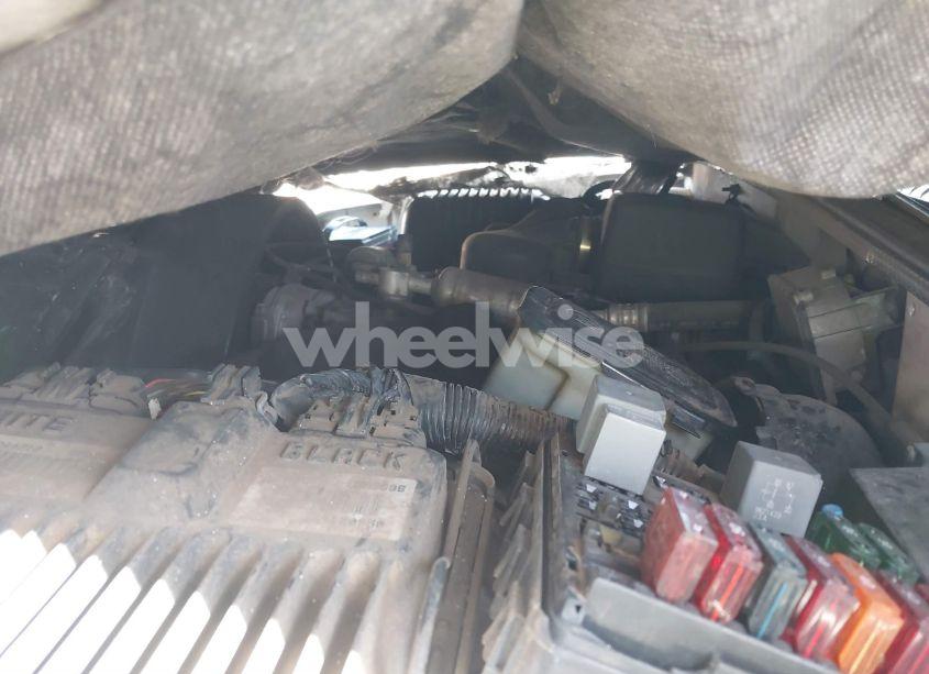 Photo 10 of 1996 Chevrolet Gmt-400 K1500 (VIN 2GCEK19R6T1183436)