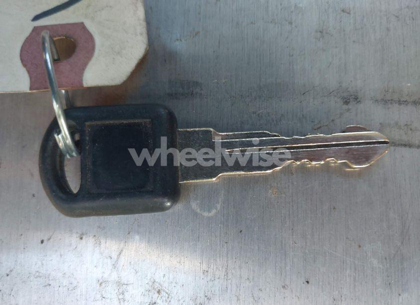 Photo 11 of 1996 Chevrolet Gmt-400 K1500 (VIN 2GCEK19R6T1183436)