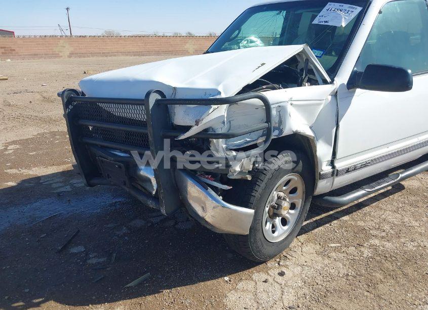 Photo 6 of 1996 Chevrolet Gmt-400 K1500 (VIN 2GCEK19R6T1183436)