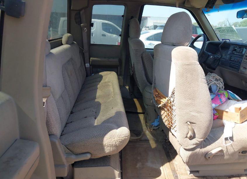 Photo 8 of 1997 Chevrolet K1500 FLEETSIDE (VIN 2GCEK19R6V1184573)