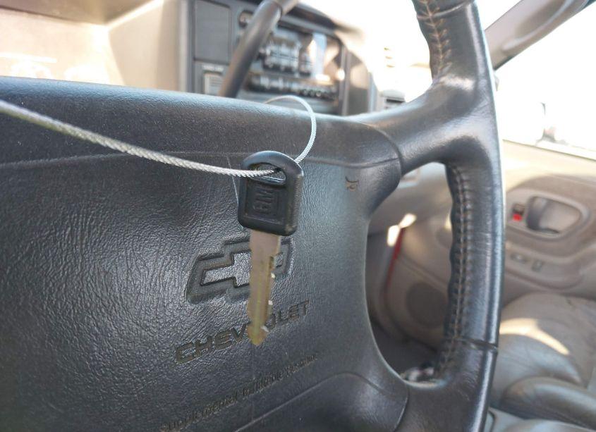 Photo 11 of 1997 Chevrolet K1500 FLEETSIDE (VIN 2GCEK19R6V1249311)