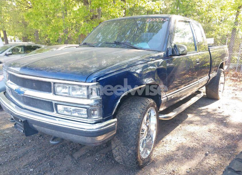 Photo 2 of 1998 Chevrolet K1500 FLEETSIDE (VIN 2GCEK19R6W1222272)