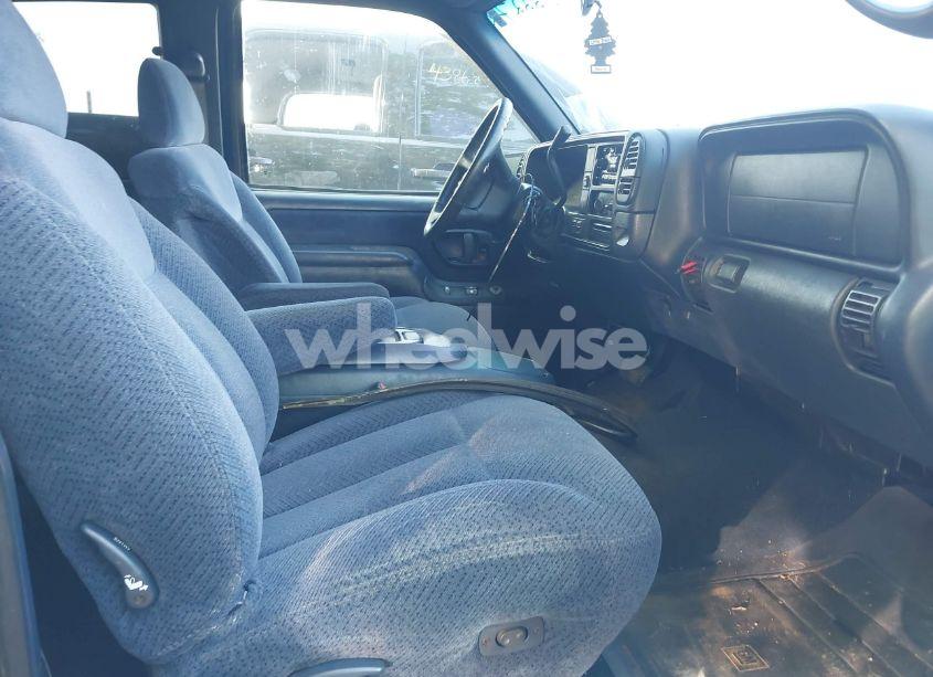 Photo 5 of 1998 Chevrolet K1500 FLEETSIDE (VIN 2GCEK19R6W1222272)