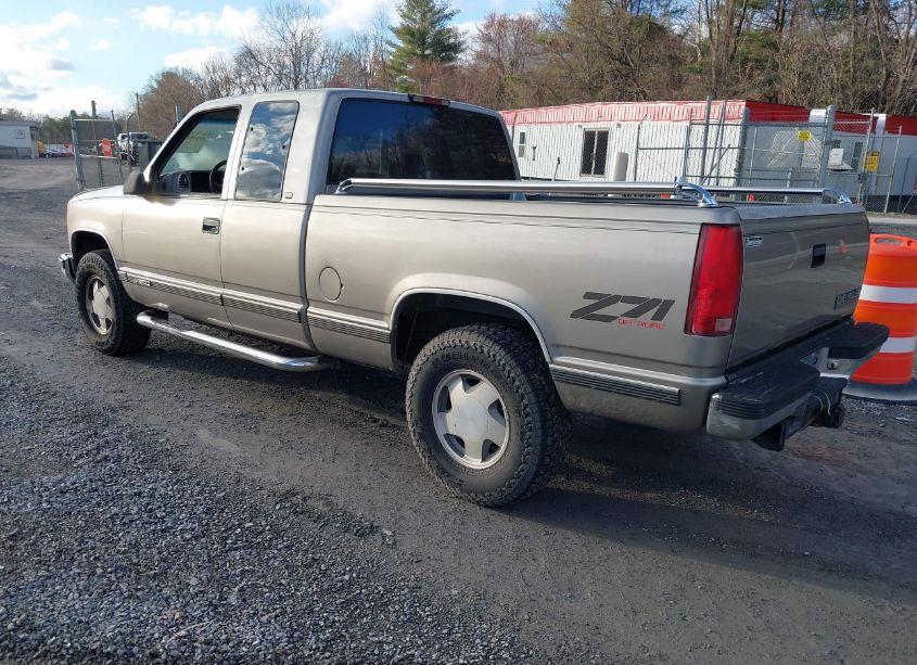 Photo 3 of 1998 Chevrolet K1500 FLEETSIDE (VIN 2GCEK19R6W1229027)