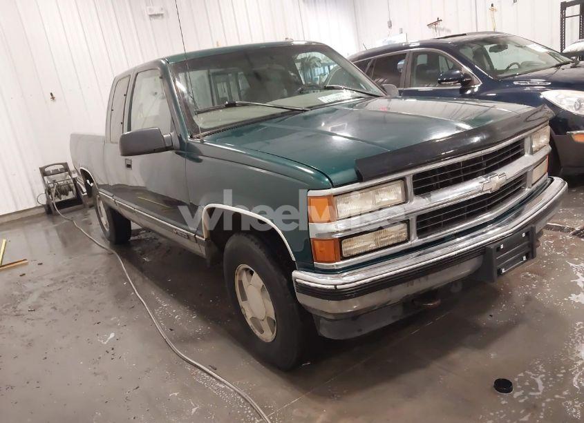 1997 Chevrolet K1500 FLEETSIDE (VIN 2GCEK19R7V1260866) main photo
