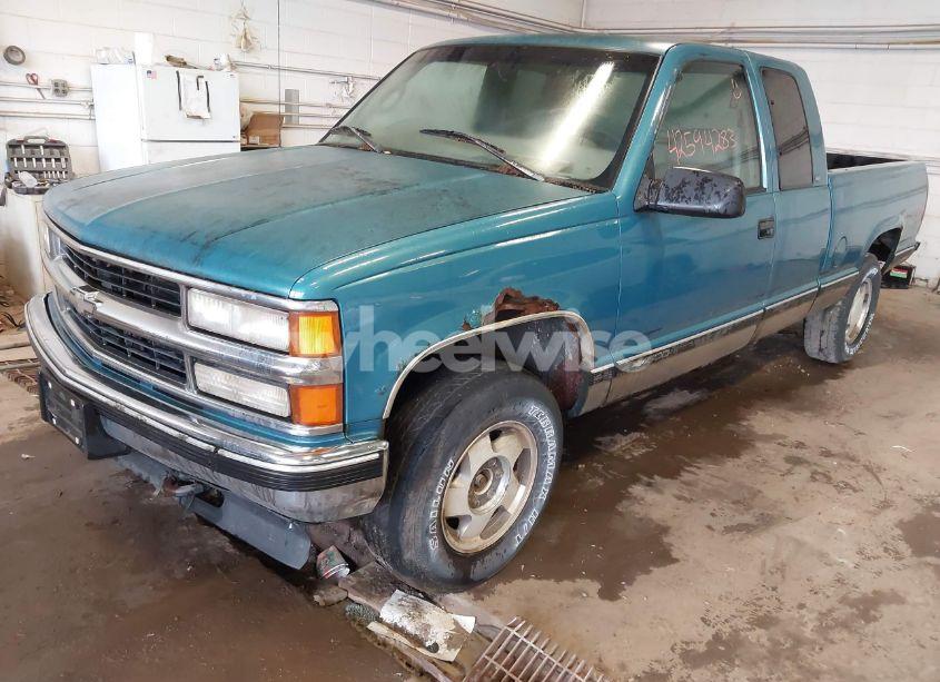 Photo 2 of 1997 Chevrolet K1500 FLEETSIDE (VIN 2GCEK19R7V1268398)