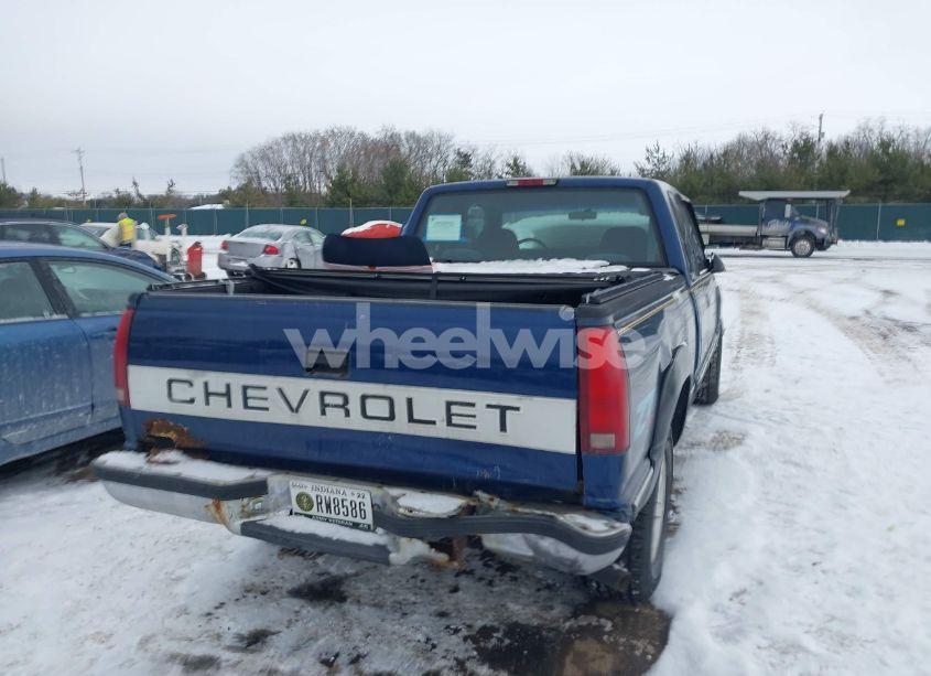 Photo 16 of 1996 Chevrolet Gmt-400 K1500 (VIN 2GCEK19R8T1243233)