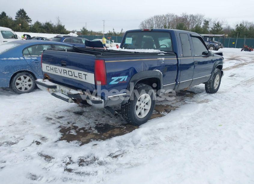 Photo 4 of 1996 Chevrolet Gmt-400 K1500 (VIN 2GCEK19R8T1243233)