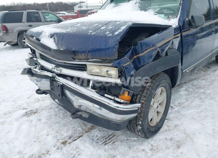 Photo 6 of 1996 Chevrolet Gmt-400 K1500 (VIN 2GCEK19R8T1243233)