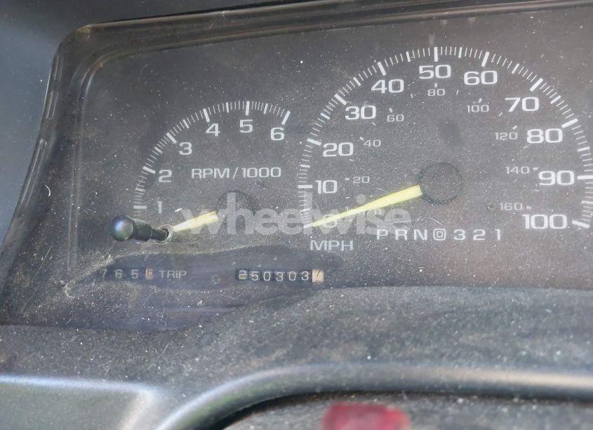 Photo 7 of 1998 Chevrolet K1500 FLEETSIDE (VIN 2GCEK19R8W1163290)