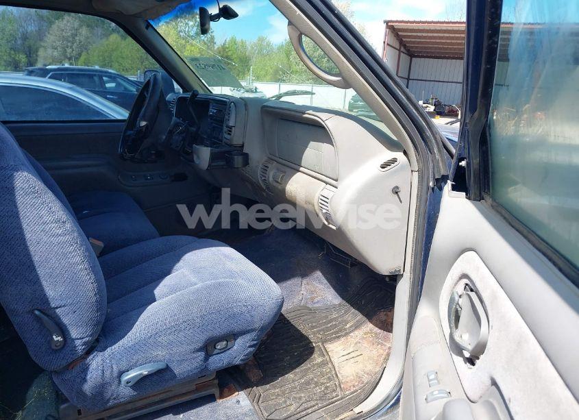 Photo 5 of 1998 Chevrolet K1500 FLEETSIDE (VIN 2GCEK19R9W1243181)