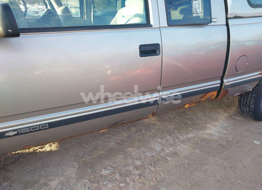 Photo 12 of 1998 Chevrolet K1500 FLEETSIDE (VIN 2GCEK19R9W1276486)