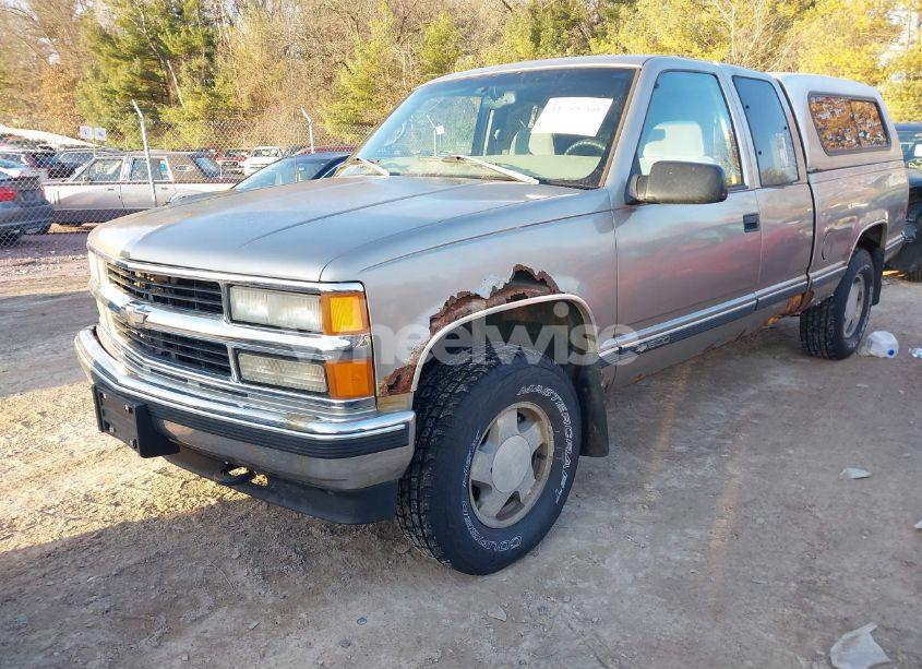 Photo 2 of 1998 Chevrolet K1500 FLEETSIDE (VIN 2GCEK19R9W1276486)