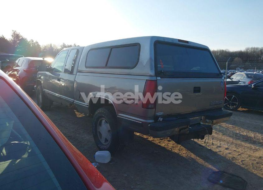 Photo 3 of 1998 Chevrolet K1500 FLEETSIDE (VIN 2GCEK19R9W1276486)