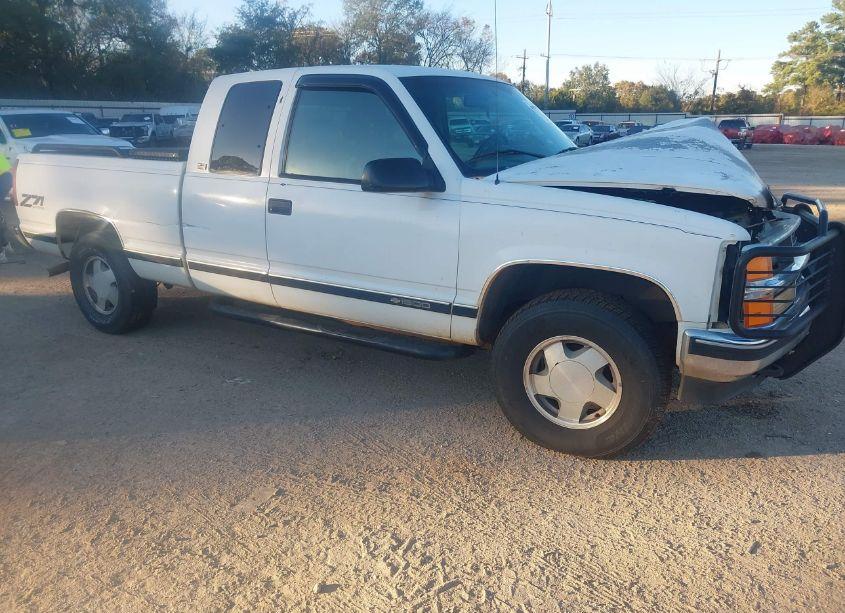 1996 Chevrolet Gmt-400 K1500 (VIN 2GCEK19RXT1104091) main photo