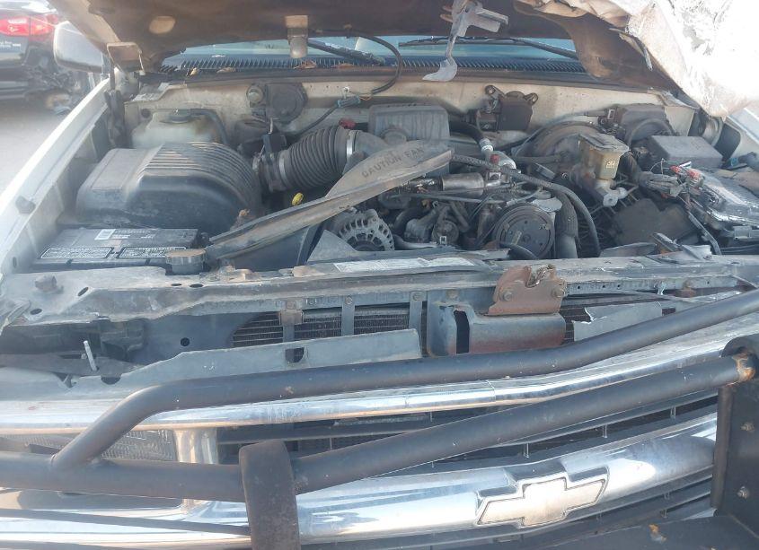 Photo 10 of 1996 Chevrolet Gmt-400 K1500 (VIN 2GCEK19RXT1104091)