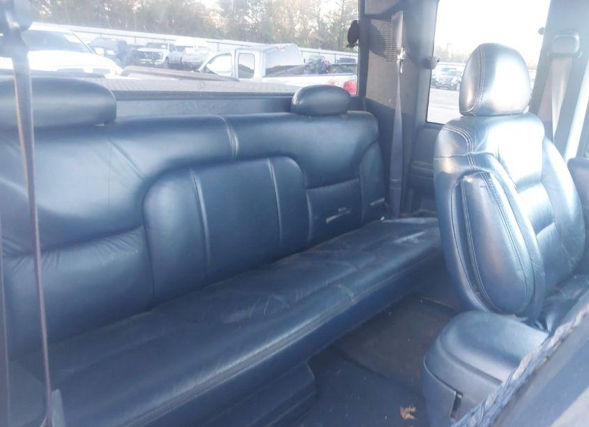 Photo 8 of 1996 Chevrolet Gmt-400 K1500 (VIN 2GCEK19RXT1104091)