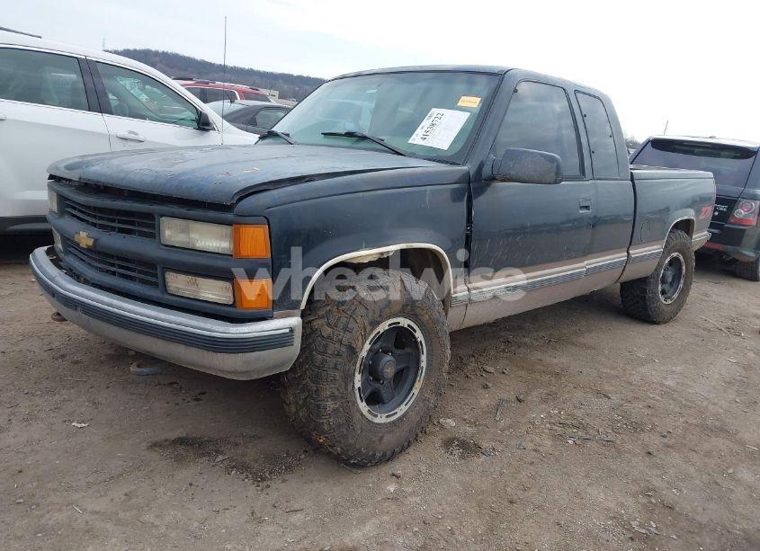 Photo 2 of 1998 Chevrolet K1500 FLEETSIDE (VIN 2GCEK19RXW1139475)