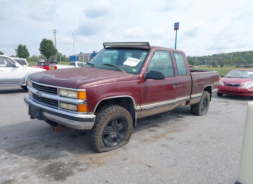Photo 2 of 1998 Chevrolet K1500 FLEETSIDE (VIN 2GCEK19RXW1181189)