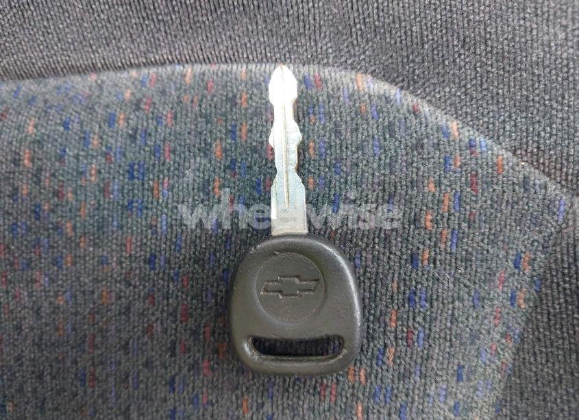 Photo 11 of 2001 Chevrolet Silverado 1500 LS (VIN 2GCEK19T011155852)