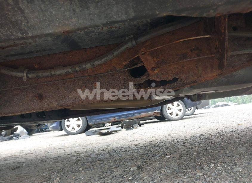 Photo 6 of 2001 Chevrolet Silverado 1500 LS (VIN 2GCEK19T011155852)