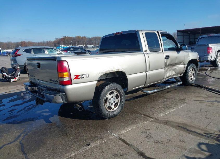 Photo 4 of 2002 Chevrolet Silverado 1500 LT (VIN 2GCEK19T021384498)
