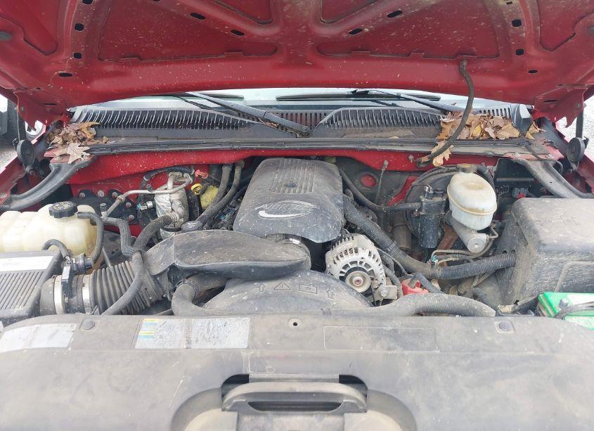 Photo 10 of 2003 Chevrolet Silverado 1500 LS (VIN 2GCEK19T031205801)