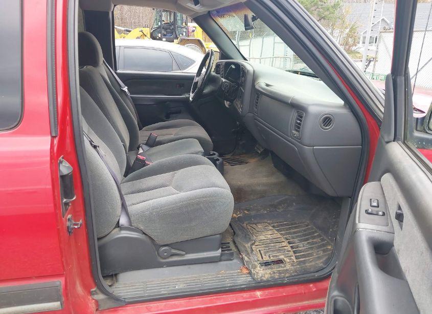 Photo 5 of 2003 Chevrolet Silverado 1500 LS (VIN 2GCEK19T031205801)