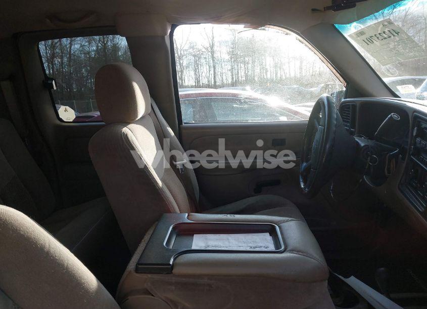 Photo 5 of 2003 Chevrolet Silverado 1500 LS (VIN 2GCEK19T031274312)