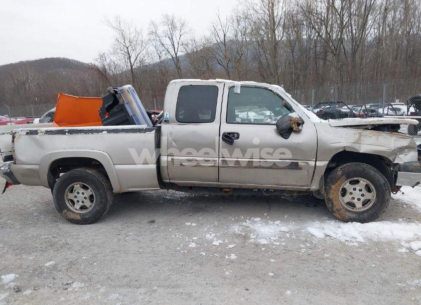 Photo 13 of 2003 Chevrolet Silverado 1500 LS (VIN 2GCEK19T031383711)