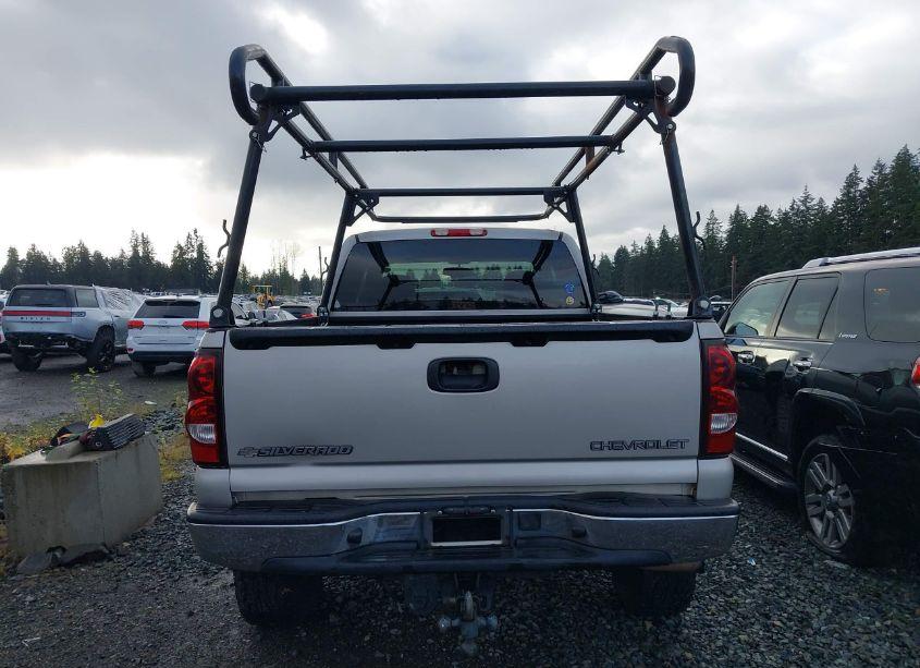 Photo 16 of 2004 Chevrolet Silverado 1500 LS (VIN 2GCEK19T041204505)