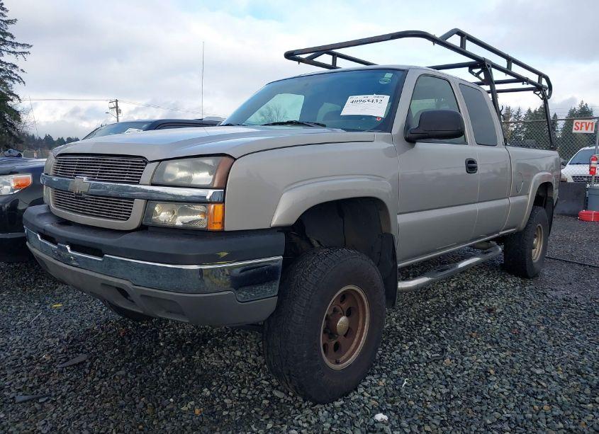 Photo 2 of 2004 Chevrolet Silverado 1500 LS (VIN 2GCEK19T041204505)
