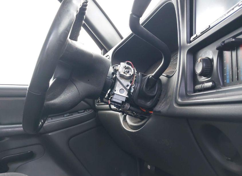 Photo 6 of 2004 Chevrolet Silverado 1500 LS (VIN 2GCEK19T041204505)