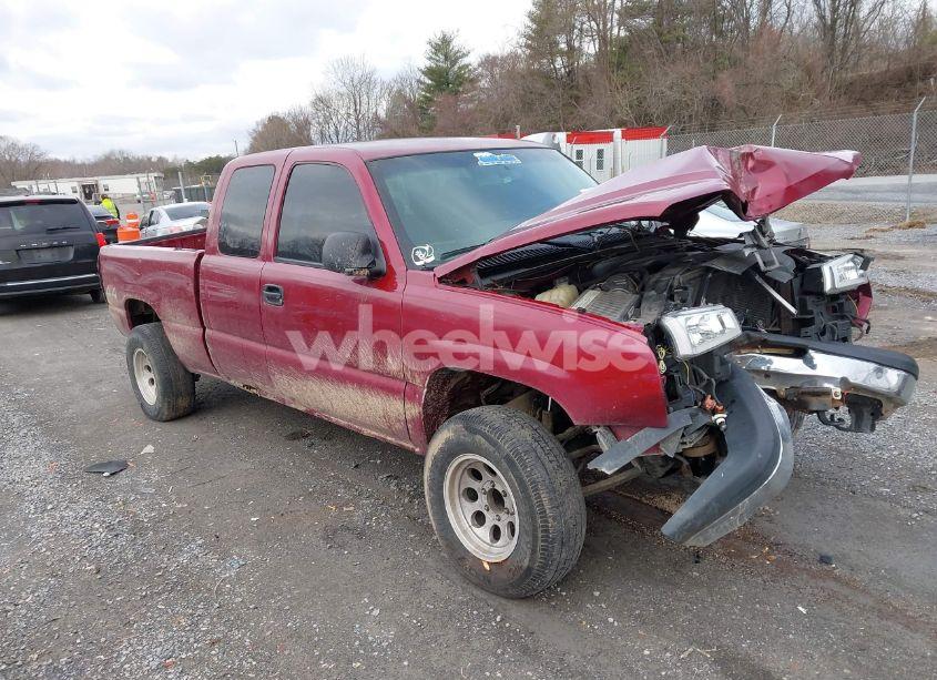 2004 Chevrolet Silverado 1500 LS (VIN 2GCEK19T041324143) main photo