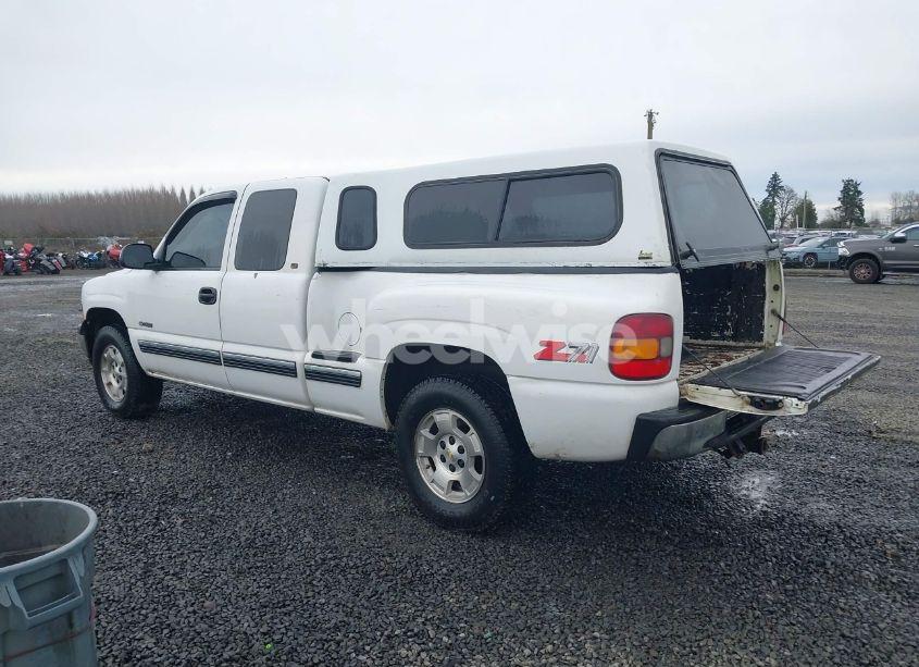 Photo 3 of 2000 Chevrolet Silverado 1500 LT (VIN 2GCEK19T0Y1154145)
