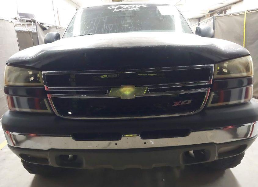 Photo 12 of 2000 Chevrolet Silverado 1500 LS (VIN 2GCEK19T0Y1190904)