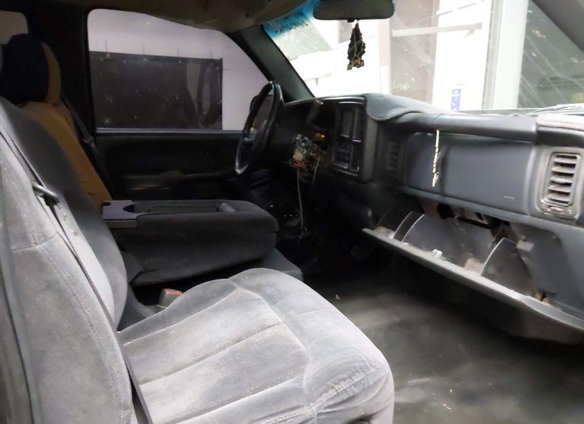 Photo 5 of 2000 Chevrolet Silverado 1500 LS (VIN 2GCEK19T0Y1190904)